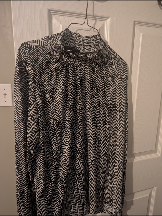 Banana Republic Tops - Banana Republic Black and White Chevron Smocked Neck Blouse